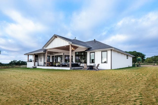 5550 S US Highway 87, Brady, TX 76825