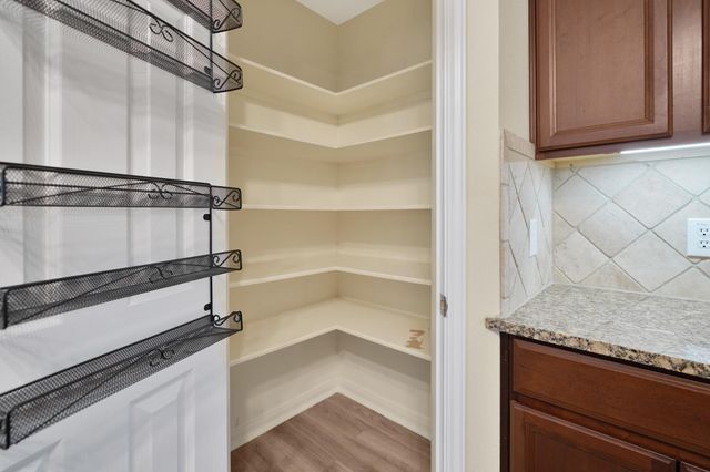 21558 Duke Alexander Drive, Kingwood, TX 77339