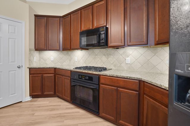 21558 Duke Alexander Drive, Kingwood, TX 77339