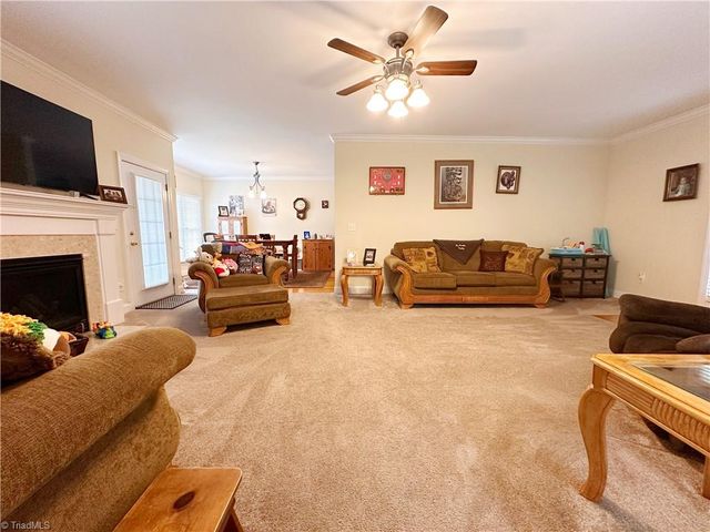 345 Arbor Lane, Eden, NC 27288