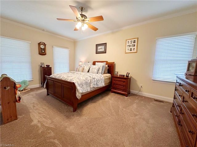 345 Arbor Lane, Eden, NC 27288