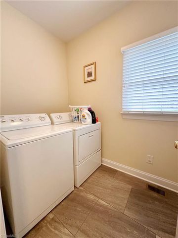 345 Arbor Lane, Eden, NC 27288