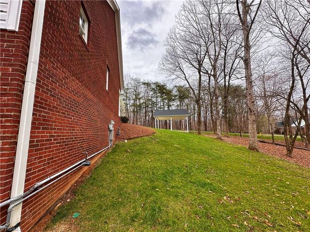 345 Arbor Lane, Eden, NC 27288