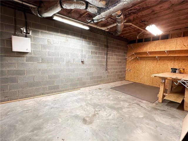 345 Arbor Lane, Eden, NC 27288