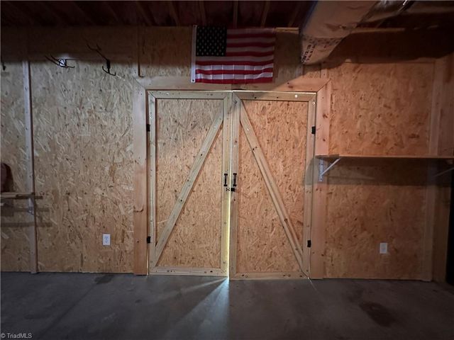 345 Arbor Lane, Eden, NC 27288