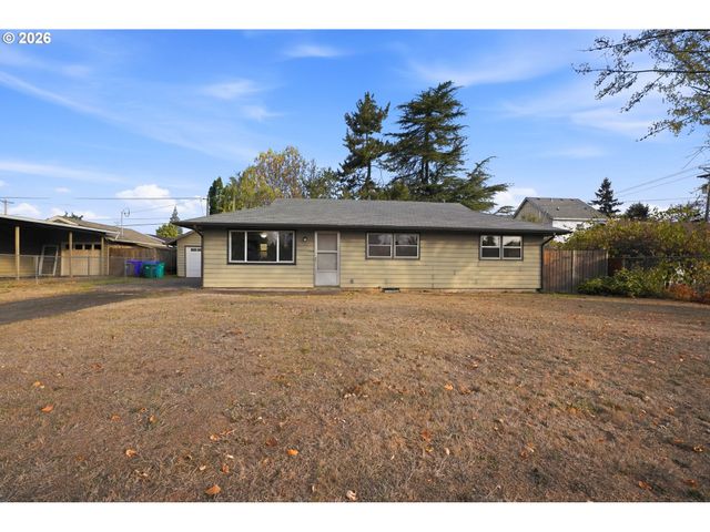 12731 Ne Clackamas St, Portland, OR 97230