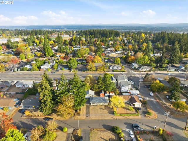 12731 Ne Clackamas St, Portland, OR 97230