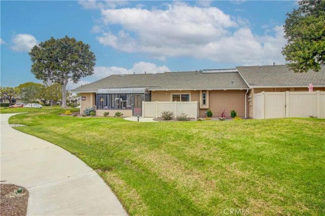 8855 Sutter Circle 515-B, Huntington Beach, CA 92646