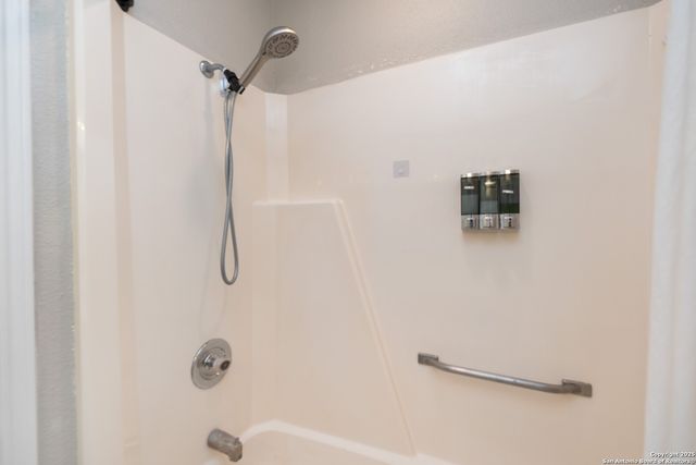 306 Dietert Ln #103 & 104, Canyon Lake, TX 78133