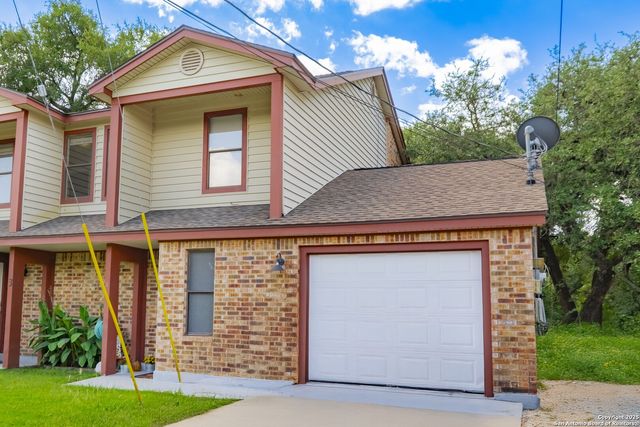 306 Dietert Ln #103 & 104, Canyon Lake, TX 78133