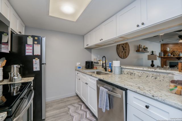 306 Dietert Ln #103 & 104, Canyon Lake, TX 78133