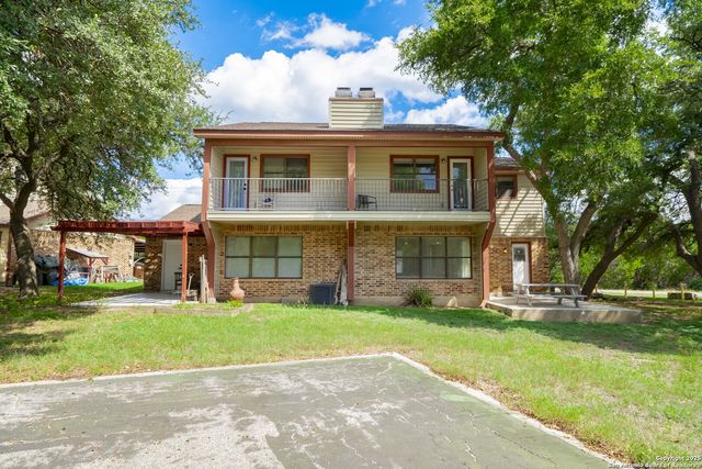 306 Dietert Ln #103 & 104, Canyon Lake, TX 78133