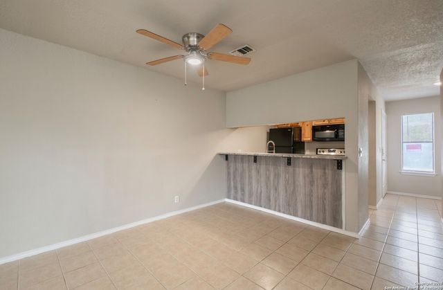 306 Dietert Ln #103 & 104, Canyon Lake, TX 78133