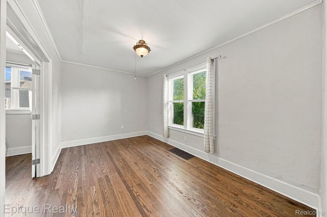 15 3rd Street, Mt. Clemens, MI 48043