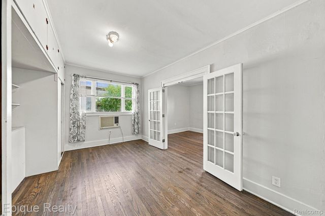 15 3rd Street, Mt. Clemens, MI 48043