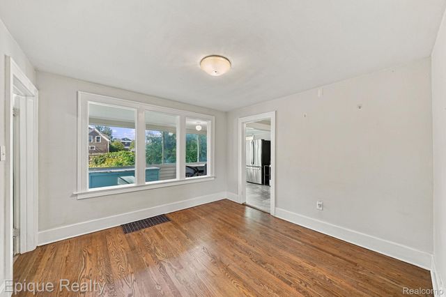 15 3rd Street, Mt. Clemens, MI 48043