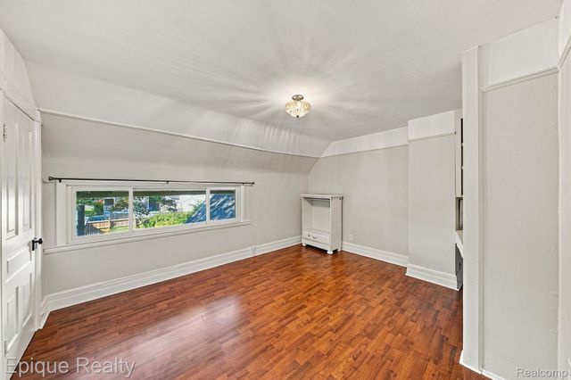 15 3rd Street, Mt. Clemens, MI 48043
