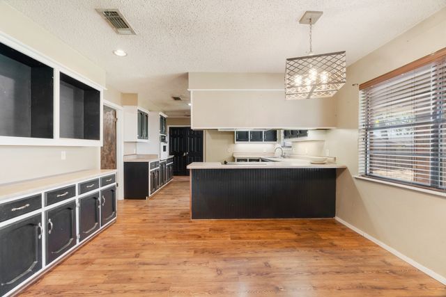 830 39th Street SE, Paris, TX 75462