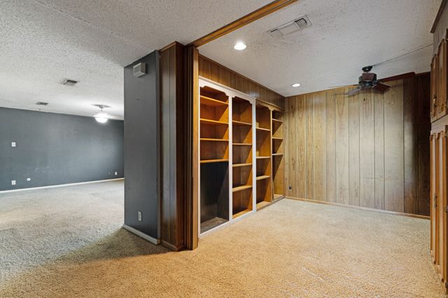 830 39th Street SE, Paris, TX 75462