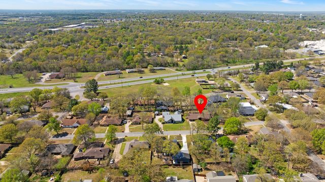 830 39th Street SE, Paris, TX 75462