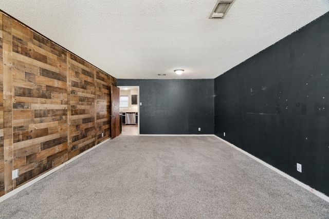 830 39th Street SE, Paris, TX 75462