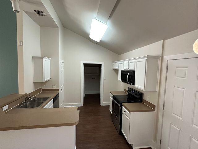 3922 University Drive, Garland, TX 75043