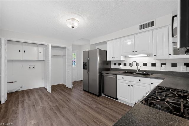 4013 Oak Ridge Drive, Winston-salem, NC 27105