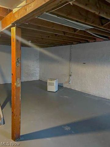 1623 Eastwood Avenue, Akron, OH 44305