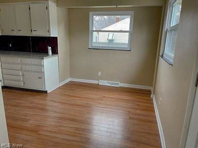 1623 Eastwood Avenue, Akron, OH 44305