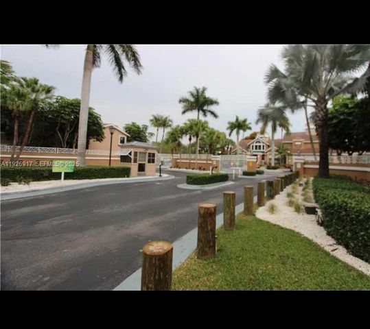 15570 SW 105th Ln 1708, Miami, FL 33196