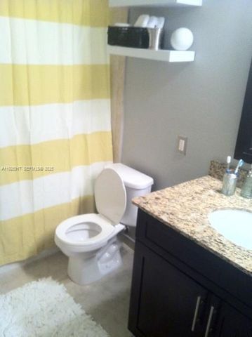 15570 SW 105th Ln 1708, Miami, FL 33196