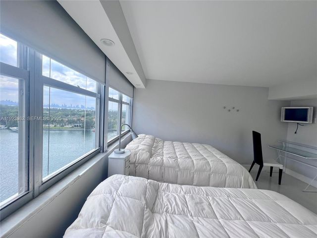 5838 Collins Ave 8B, Miami Beach, FL 33140