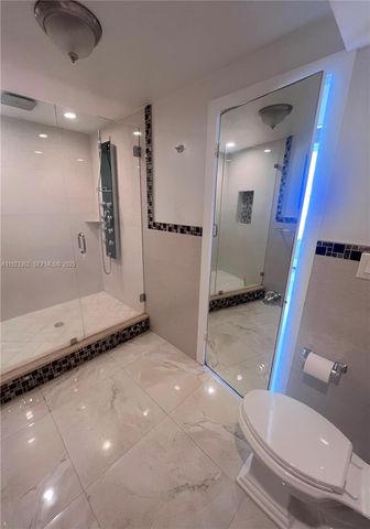 5838 Collins Ave 8B, Miami Beach, FL 33140