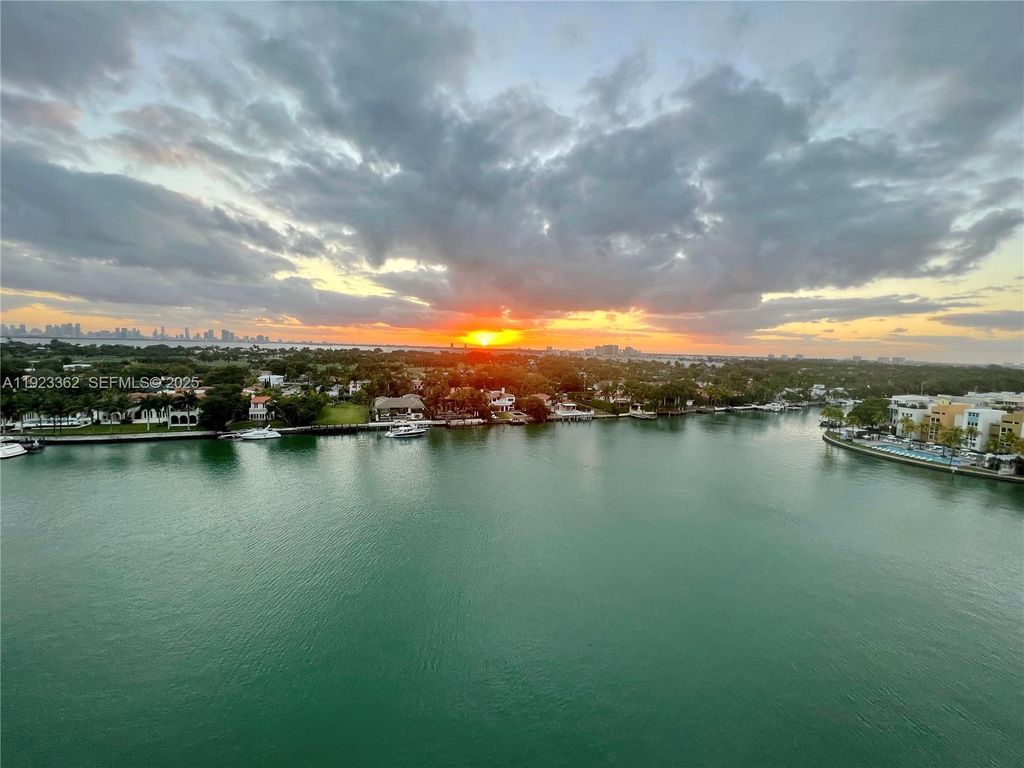 5838 Collins Ave 8B, Miami Beach, FL 33140