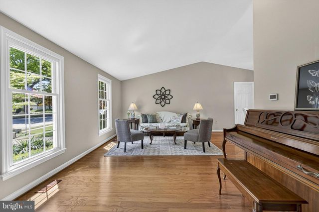 1119 BRADFIELD DR SW, Leesburg, VA 20175