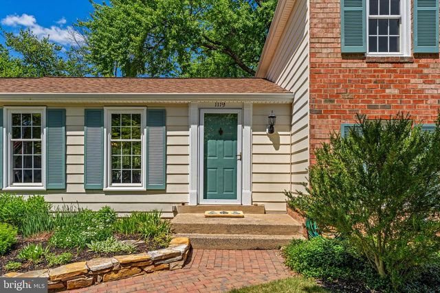 1119 BRADFIELD DR SW, Leesburg, VA 20175