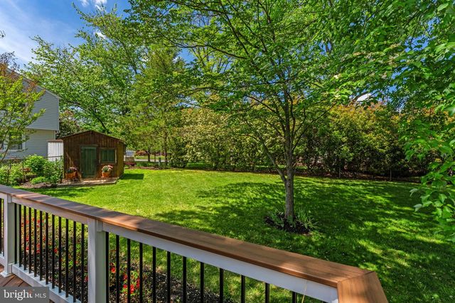 1119 BRADFIELD DR SW, Leesburg, VA 20175
