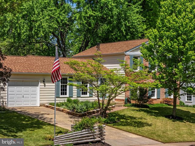 1119 BRADFIELD DR SW, Leesburg, VA 20175