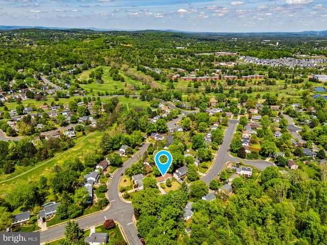 1119 BRADFIELD DR SW, Leesburg, VA 20175
