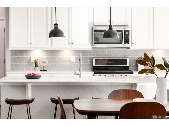 5925 Alton St, Denver, CO 80238