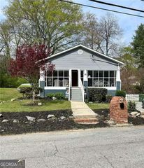 25 Johnson Road, Atlanta, GA 30318