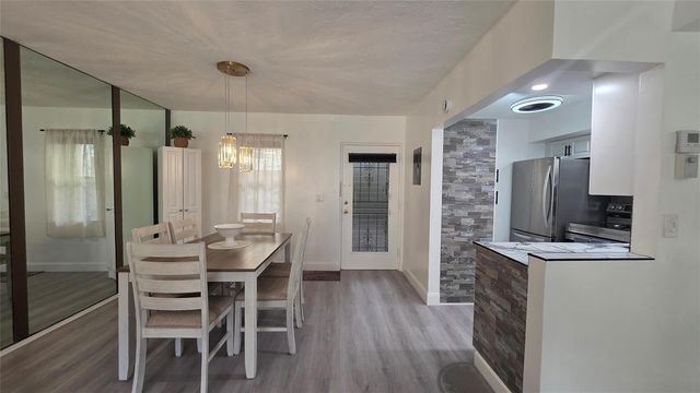 2831 Somerset Drive 105, Lauderdale Lakes, FL 33311