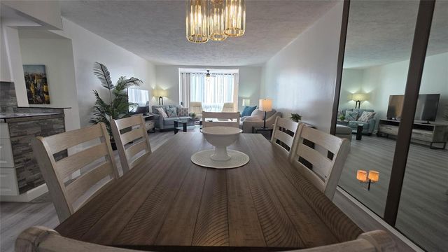 2831 Somerset Drive 105, Lauderdale Lakes, FL 33311