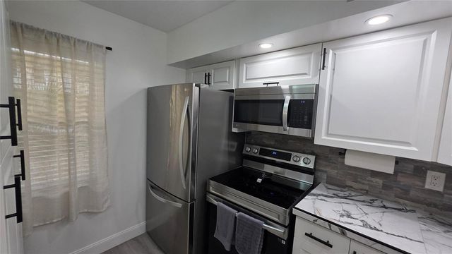2831 Somerset Drive 105, Lauderdale Lakes, FL 33311