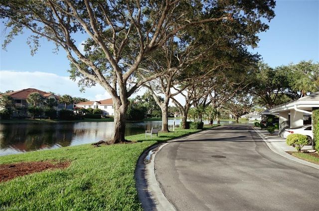6270 Bellerive AVE 303, Naples, FL 34119