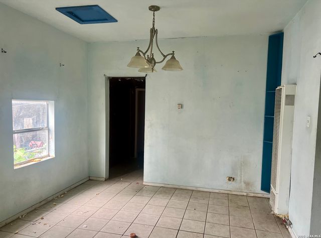 214 N Palmetto, San Antonio, TX 78202