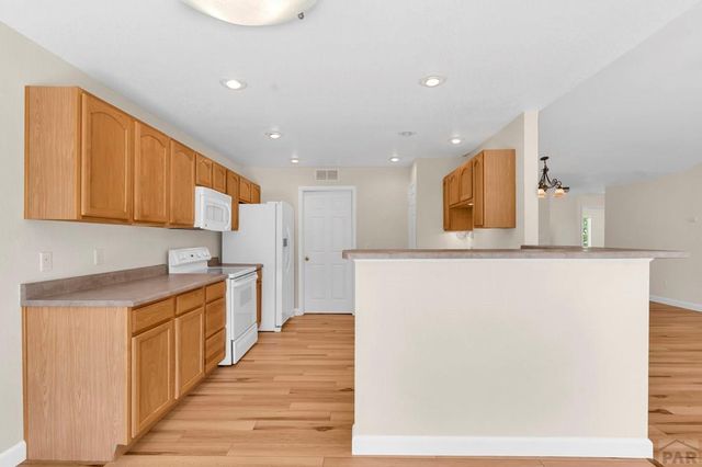 4315 Outlook Blvd Apt S, Pueblo, CO 81008