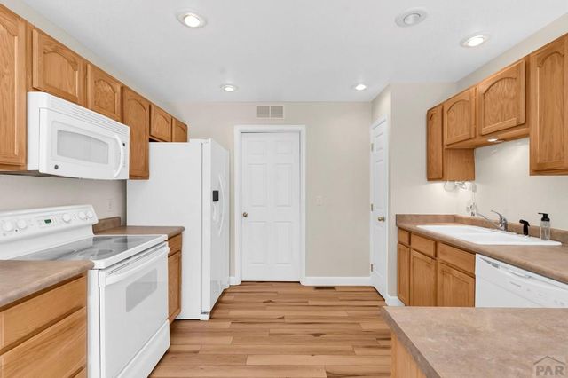 4315 Outlook Blvd Apt S, Pueblo, CO 81008