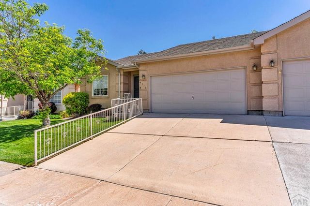 4315 Outlook Blvd Apt S, Pueblo, CO 81008