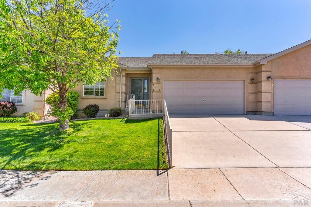 4315 Outlook Blvd Apt S, Pueblo, CO 81008